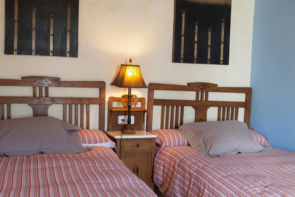 Casa Rural La Majada De Penacorada Guest House Fuentes de Peñacorada Екстериор снимка